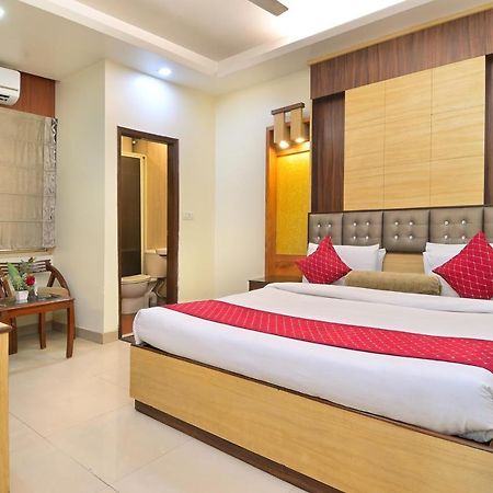 The Aster Karol Bagh Homely Atmosphere Ню Делхи Екстериор снимка