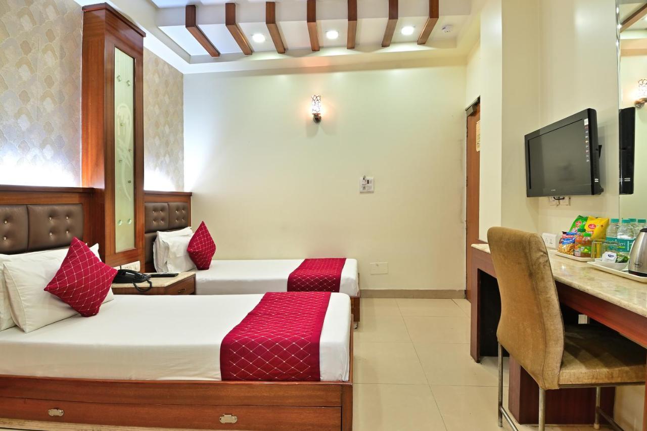 The Aster Karol Bagh Homely Atmosphere Ню Делхи Екстериор снимка